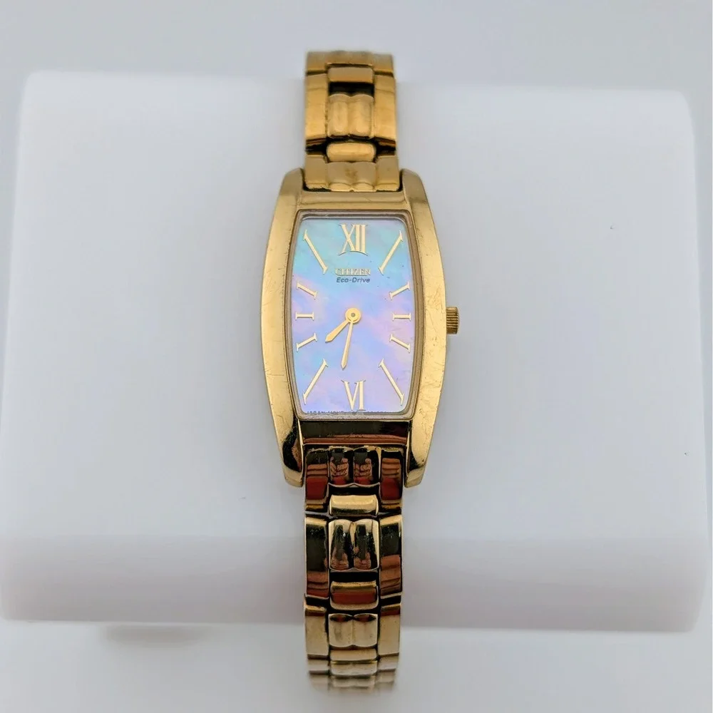 Citizen Eco-Drive Stiletto G670-S008433 Women's MOP Sapphire Watch New Capacitor